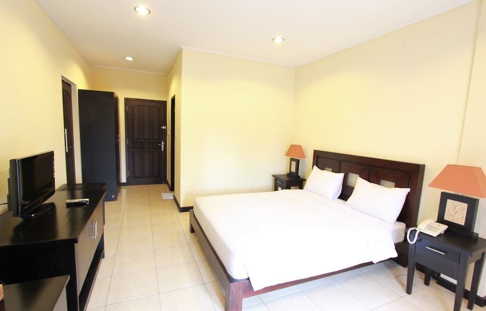 Hotel Intansari Denpasar Exterior foto