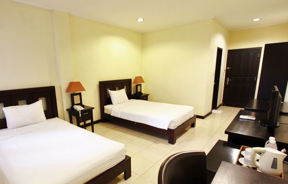Hotel Intansari Denpasar Exterior foto