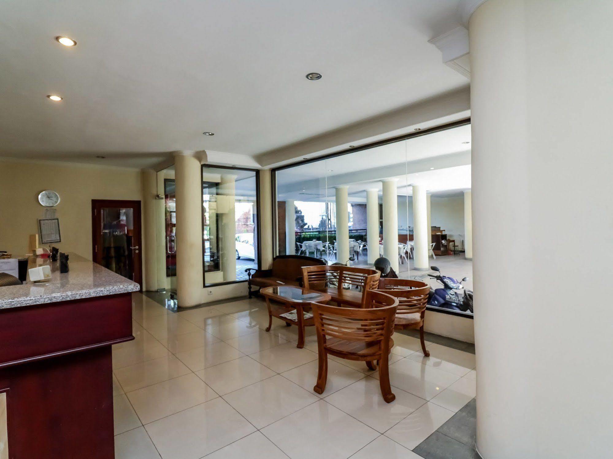 Hotel Intansari Denpasar Exterior foto